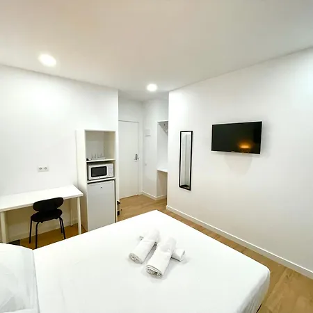 Lux Guest house L'Hospitalet de Llobregat