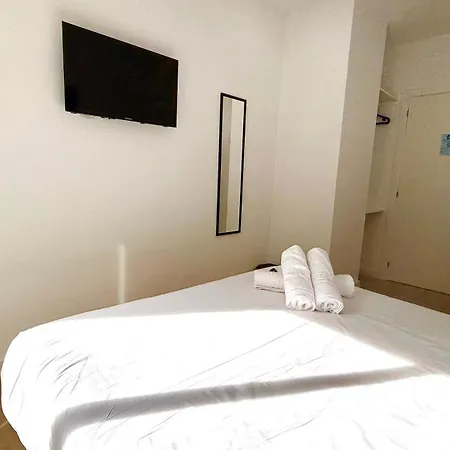 Atria Guest house L'Hospitalet de Llobregat