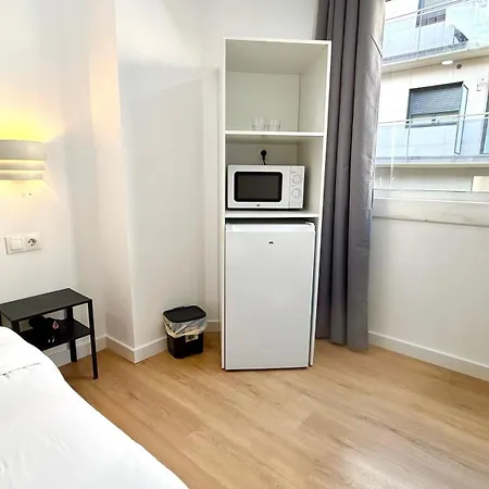 Guest house Lux L'Hospitalet de Llobregat