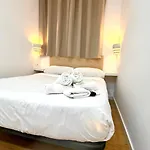 Lux Pensionat L'Hospitalet de Llobregat